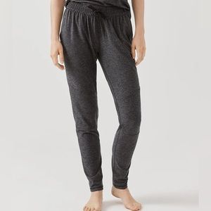 Outdoor Voices CloudKnit Sweatpants Charcoal